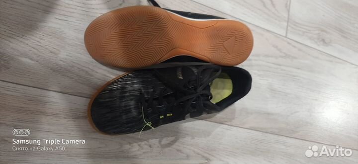 Футбольные бутсы без шипов jogger