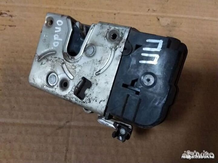 Замок двери Datsun on-DO I передний правый