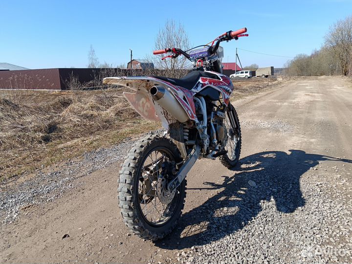 Мотоцикл BSE Z1