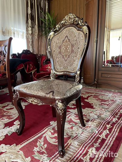 Стулья