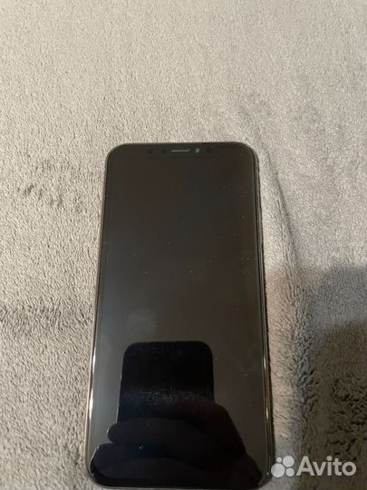 iPhone Xs, 64 ГБ