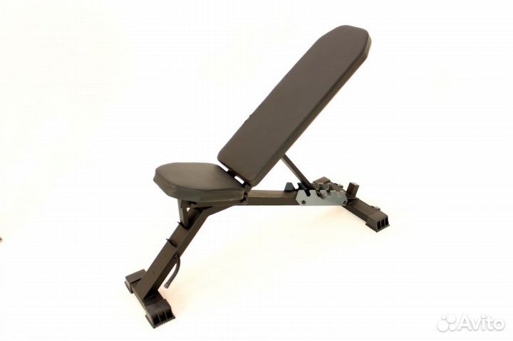 Универсальная силовая скамья для жима sila10