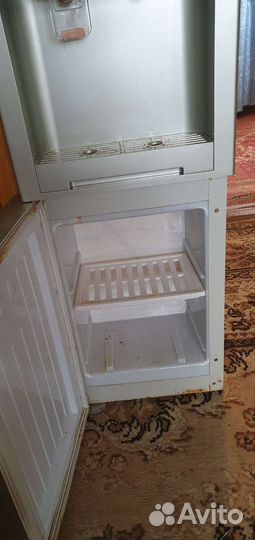 Кулер для воды