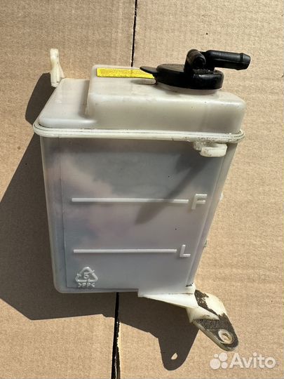 Расширительный бачок Hyundai Accent