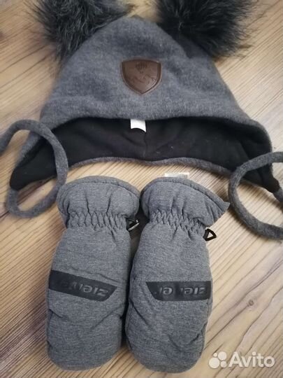 Комплект шапка и варежки