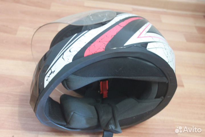 Мотоциклетный шлем