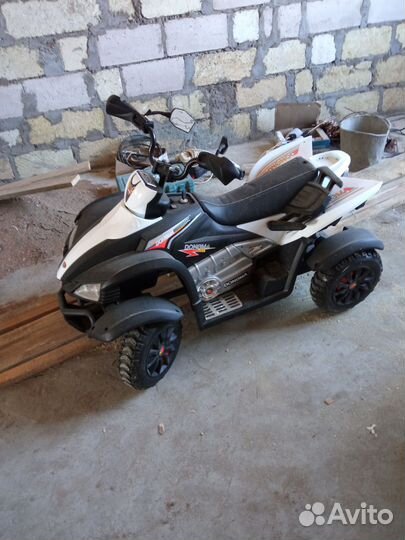 Детские игрушки машины электромобиль