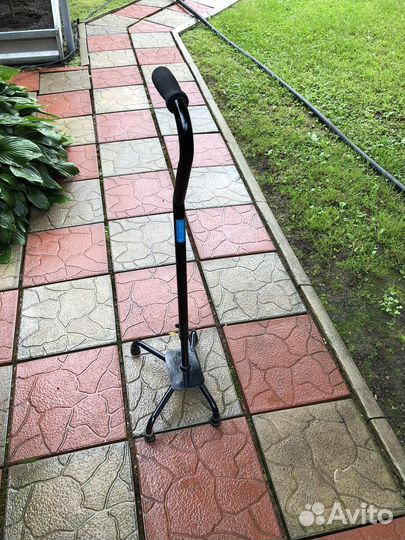 Трость для ходьбы