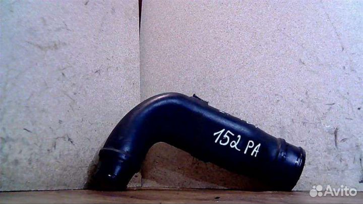 Патрубок интеркулера Mercedes-Benz E W210 21052801