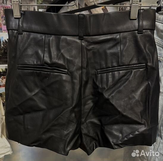 Кожаные мини шорты zara