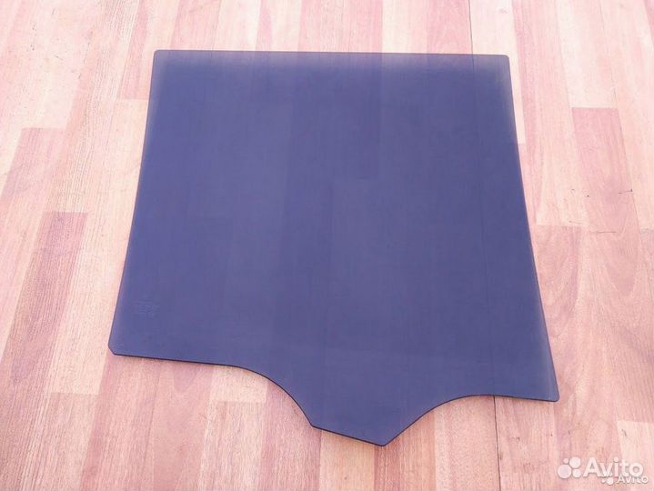 Стекло задней левой двери Mercedes X204 GLK