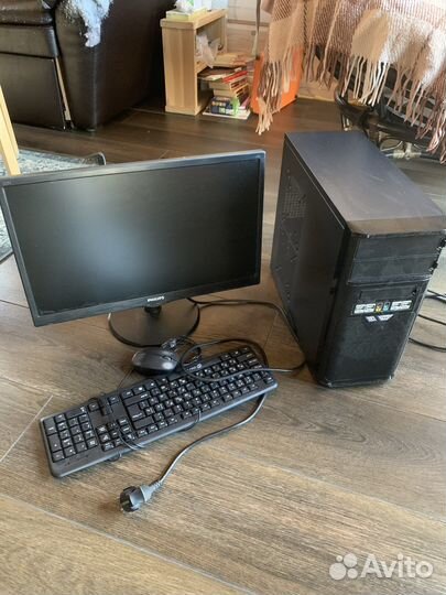Монитор 21,5 дюйма Philips 223V5LSB