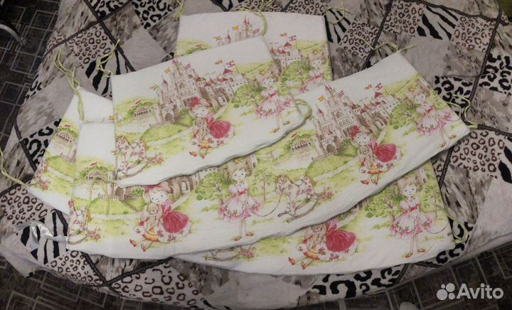 Бортики в детскую кроватку