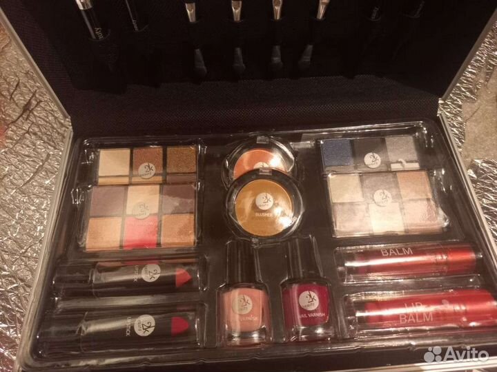 Женская косметика