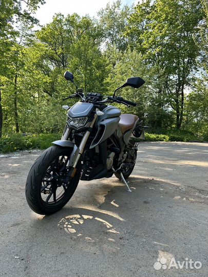 Мотоцикл Regulmoto alien monster 300