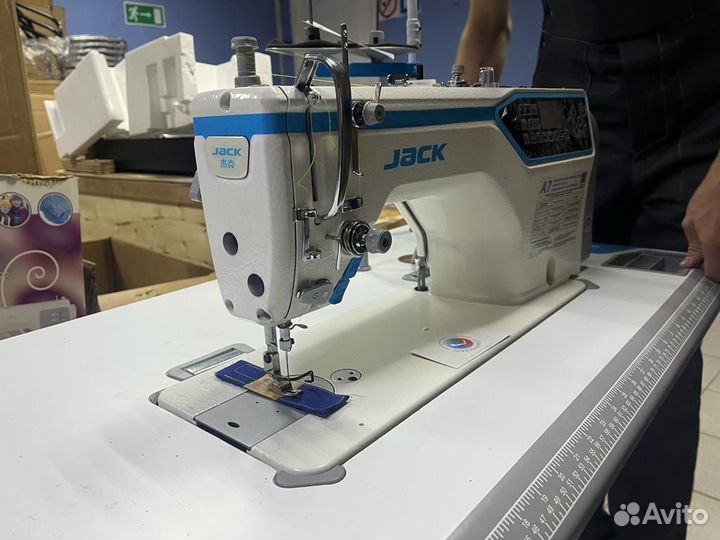Швейная машина прямострочка автомат Jack JK-A7D