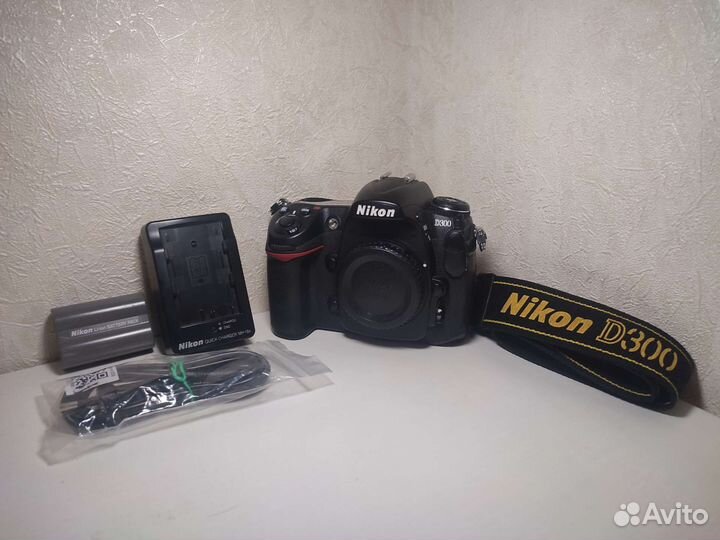 Nikon D300 Body (пробег 22000) Идеал