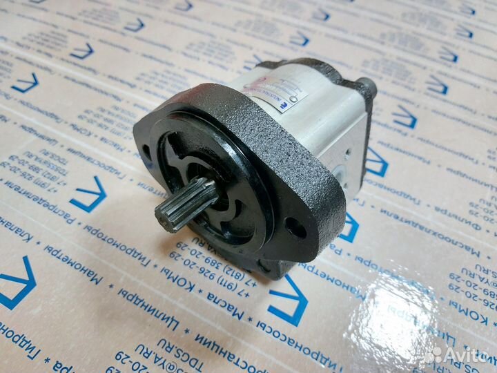 Насос 14 см SAE A