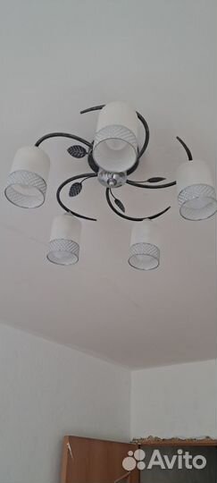 Люстра потолочная