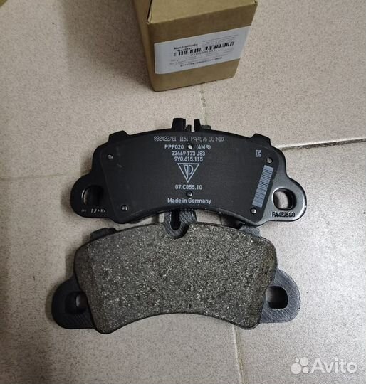 Тормозные колодки задние Porsche Cayenne E3