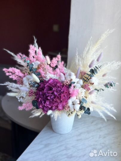 Букеты из стабилизированных цветов и сухоцветов