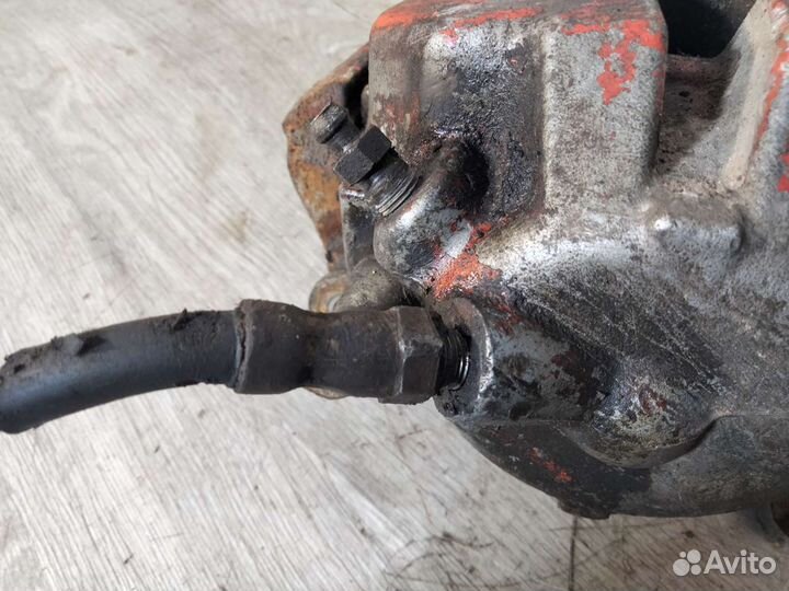 Суппорт правый бмв Е39