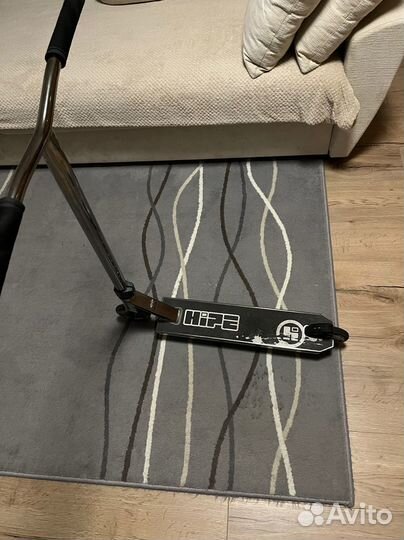 Трюковой самокат Hipe H606