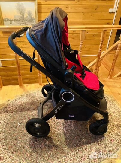 Коляска Chicco Urban Plus