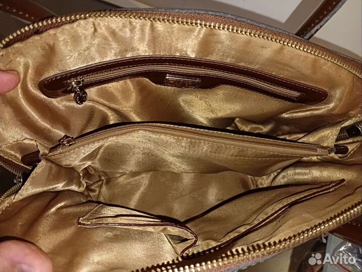 Сумка кожа лакированная