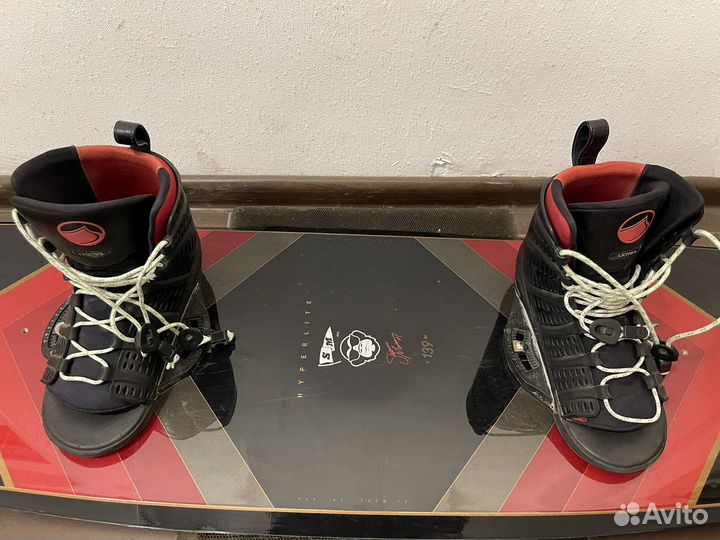 Вейкборд с ботинками Hyperlite