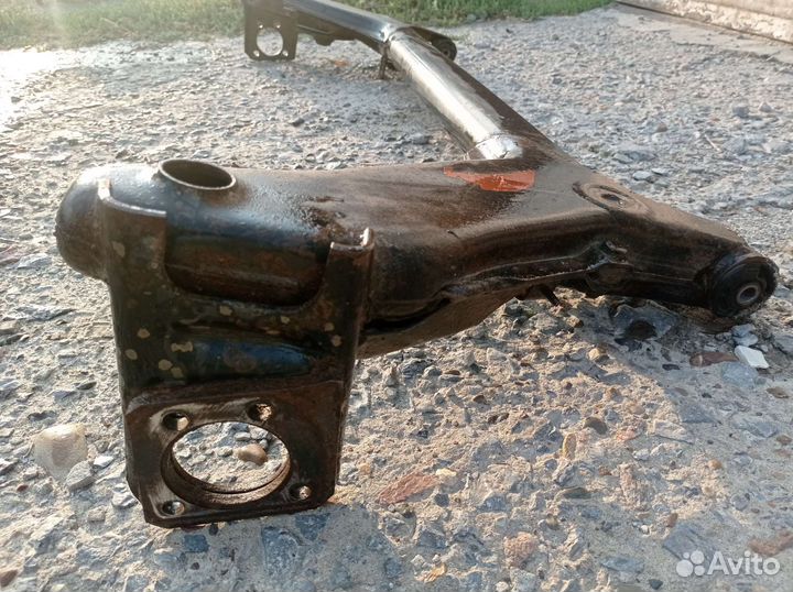 Задняя балка бу Део Нексия