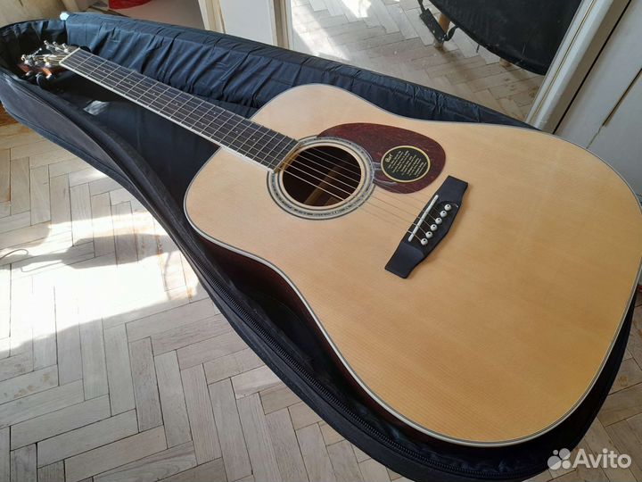 Чехол жёсткий под акустику гитару