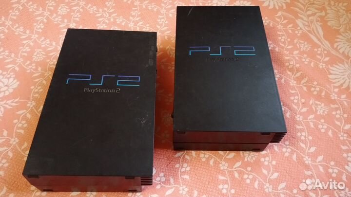 Игровые приставки Sony PS1 и Sony PS2