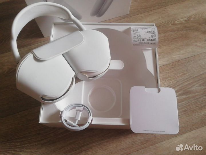 Наушники Apple Airpods Max белые