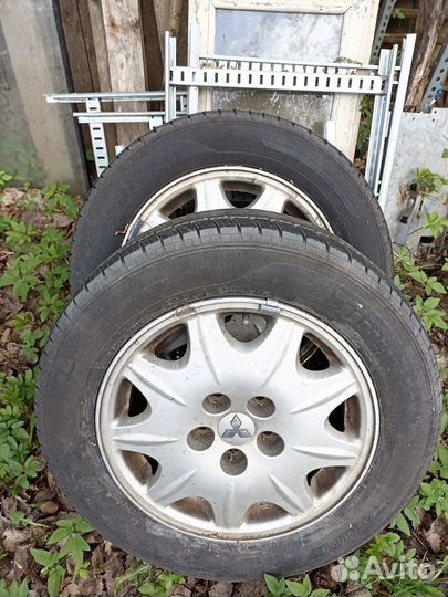 Jinyu Winter JW-51 215/60 R16