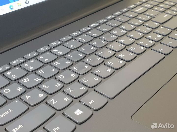 Игровой Ноутбук Core i5 8250U, 8Gb, Видеокарта 2Gb