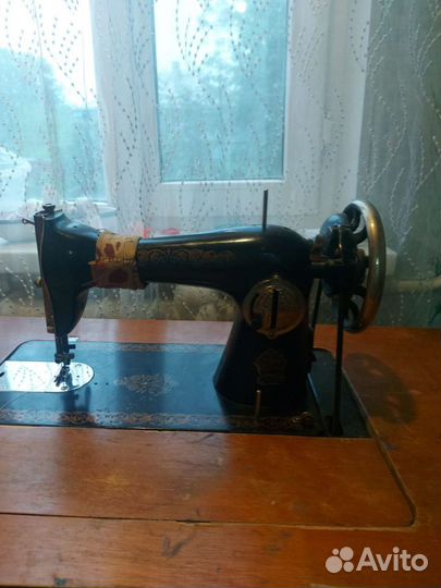 Швейная машинка