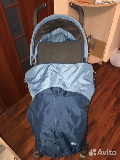 Коляска прогулочная