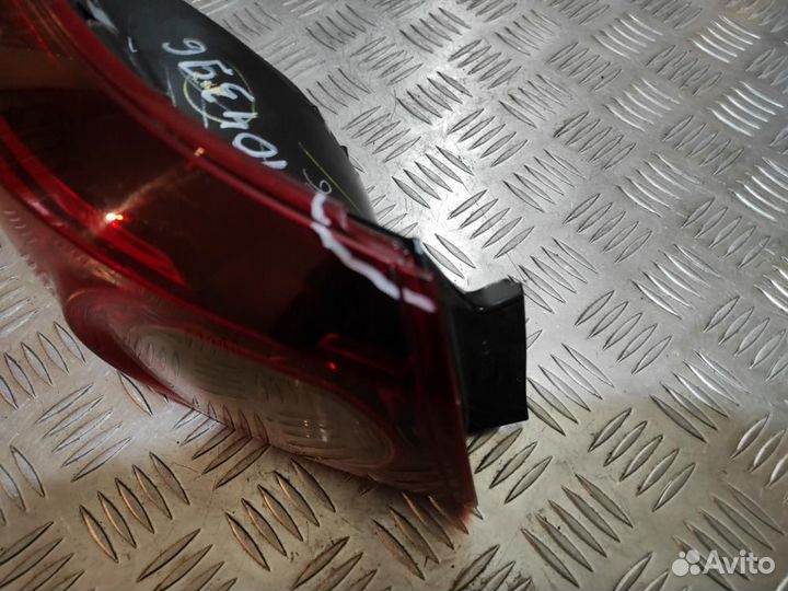 Фонарь задний наружный левый Mazda Mazda 3 BM 2013