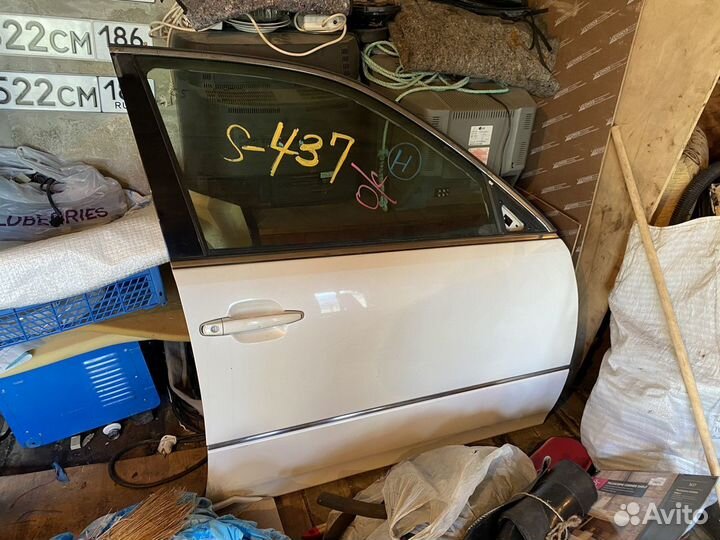 Дверь Toyota celsior