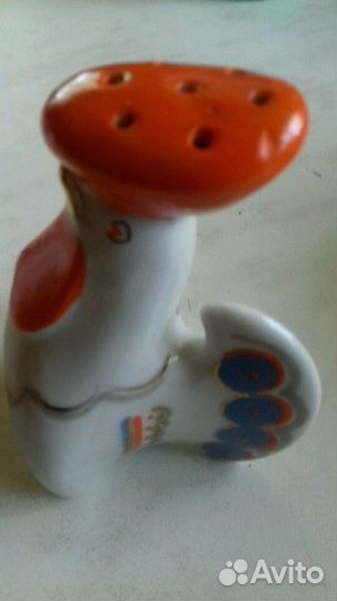 Петушок-перечница новая.Фарфоровая