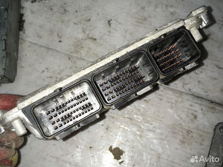 Эбу 0281010787 Renault Master 2.2DCI G9T Opel Mova