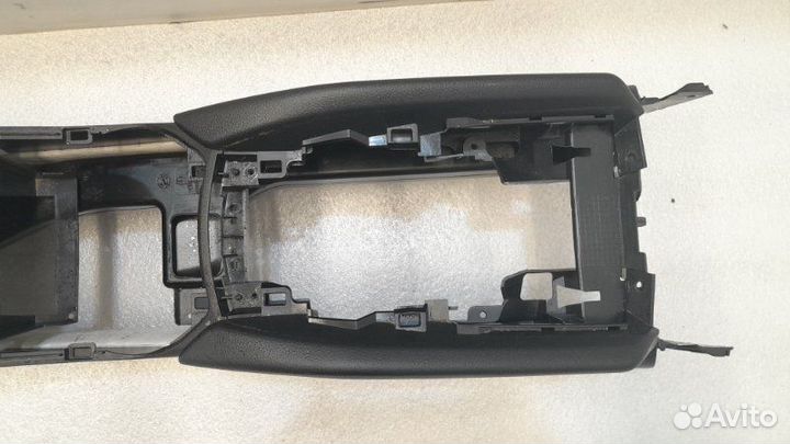 Б/У Б/У Центральная консоль Состояние отличное