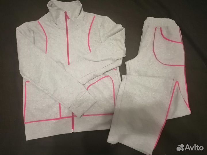Спортивный костюм 44р