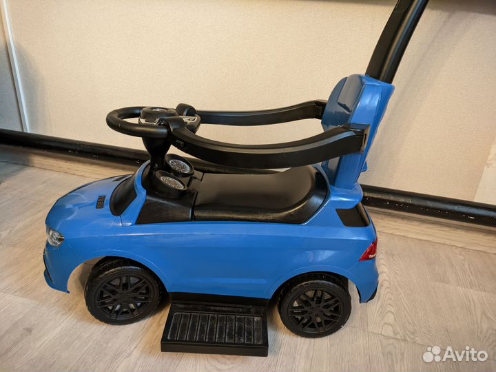 Машинка-каталка толокар Mercedes Benz