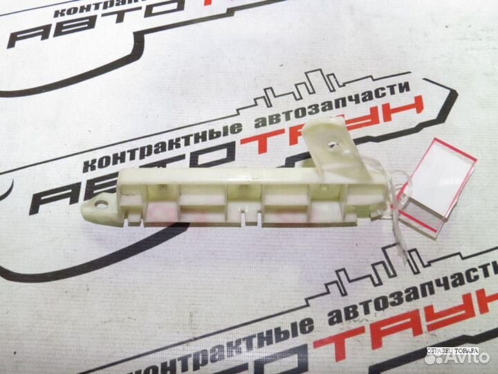 Кронштейн бампера mitsubishi colt colt plus Z21A Z