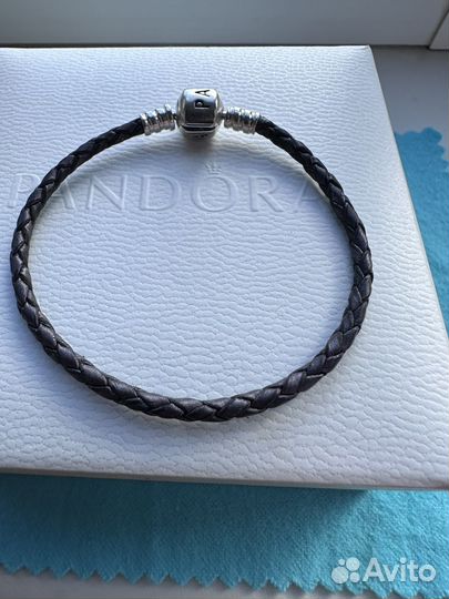 Pandora браслет