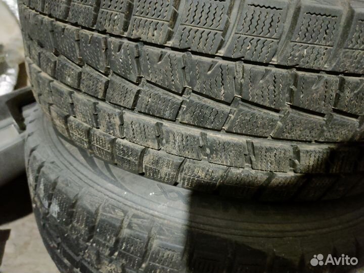 Резина зимняя dunlop r16