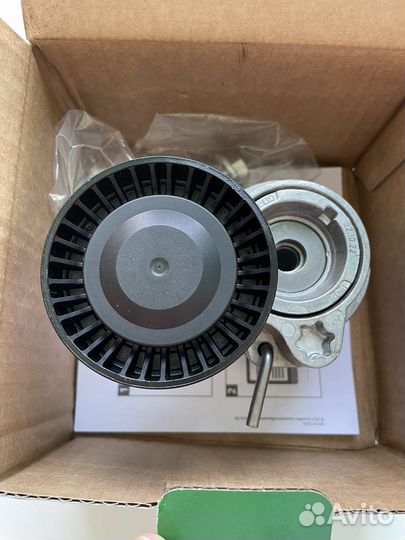 Натяжитель приводного ремня BMW