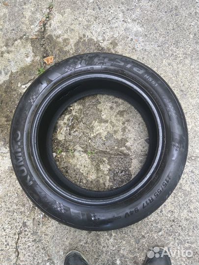 Kumho Ecsta HS51 215/55 R17 94V